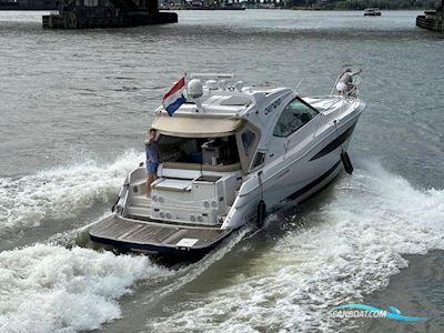 Four Winns V435 - Export Motorboot 2010, mit Volvo Penta motor, Niederlande