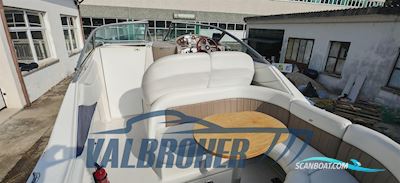 Four Winns Vista 248 Motorboot 2004, mit Volvo Penta 5GXi motor, Italien