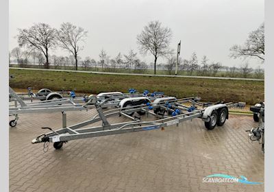 Freewheel Trailer 3000 BT 2514/3014 GT Motorboot 2015, Niederlande