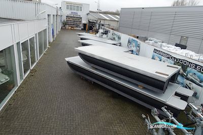 Funcruiser Pontoon 650 Motorboot 2020, Niederlande