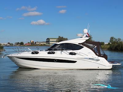 Galeon 325 HT Motorboot 2012, Niederlande