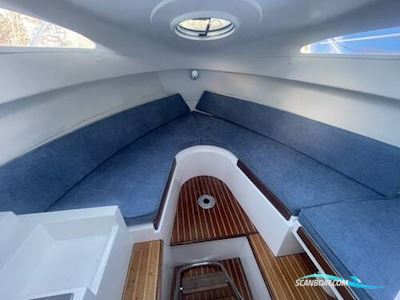 Galeon Galia 700 Walk-around Sport Fisher Motorboot 2007, mit Mariner motor, England