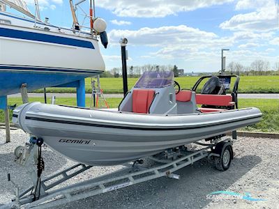 Gemini 650 Motorboot 2016, mit Suzuki motor, England