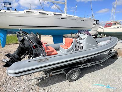 Gemini 650 Motorboot 2016, mit Suzuki motor, England