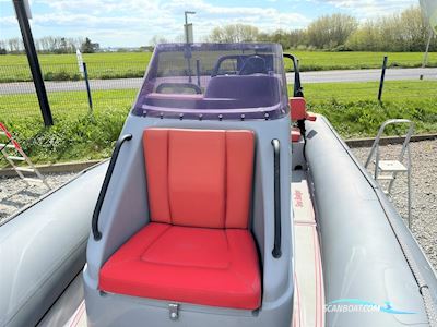 Gemini Waverider 650 Motorboot 2016, mit Suzuki motor, England