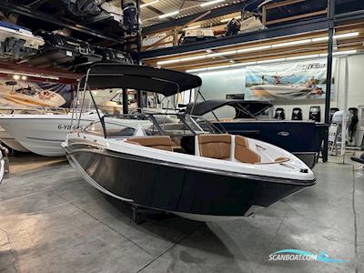 Glastron  GT 205 Bowrider Motorboot 2021, mit Mercruiser  motor, Niederlande
