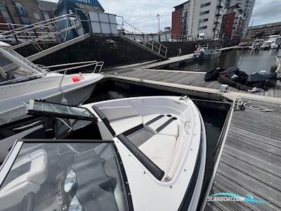 Glastron GT 185 Motorboot 2017, mit Yamaha motor, England