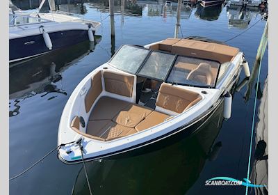 Glastron GT 205 Limited (2021) Motorboot 2021, mit Mercruiser 4.5 V6 motor, Dänemark