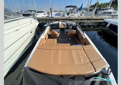 Glastron GT 205 Limited (2021) Motorboot 2021, mit Mercruiser 4.5 V6 motor, Dänemark