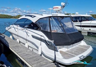 Grandezza 27 OC Motorboot 2015, mit Mercury Mcm Tdi 3.0 V6 motor, Finland