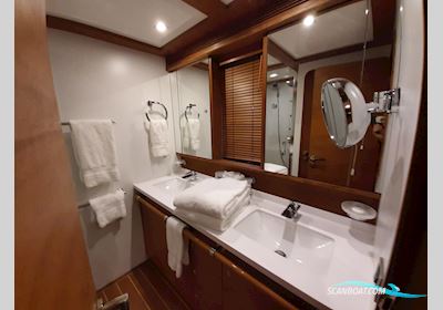 Guy Couach 3300 Fly Motorboot 2007, mit MTU motor, Frankreich