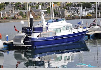 HARDY MARINE - 42 Commodore Motorboot 2011, mit Caterpillar motor, Irland