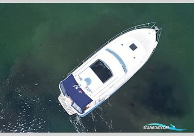 Hardy Marine 32 Commander Motorboot 2000, mit Mercruiser motor, England