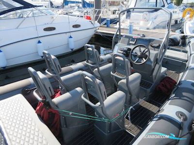 Highfield Patrol 700 Motorboot 2022, mit Honda motor, England