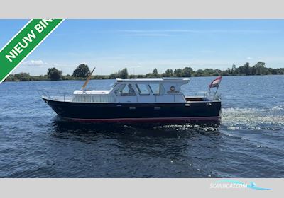 Hooveld Kruiser 980 OK Motorboot 1980, mit Peugeote Indenor motor, Niederlande