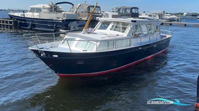 Hooveld Kruiser 980 OK Motorboot 1980, mit Peugeote Indenor motor, Niederlande