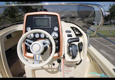 INVICTUS 250 CX Motorboot 2021, mit Mercury motor, Niederlande