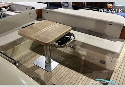 INVICTUS GT 370 Motorboot 2024, mit Volvo Penta  motor, Niederlande
