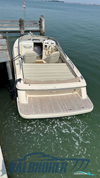 Ilver 25 Nyuma Motorboot 2006, mit Mercury Mercruiser Mcm 5.0 Mpi Alpha I motor, Italien