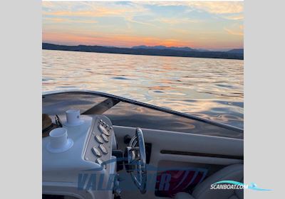 Ilver Nyuma 24 Motorboot 1996, mit Volvo Penta 5.7 Gxi motor, Italien