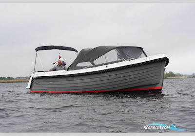 Intender 820 Motorboot 2021, Niederlande