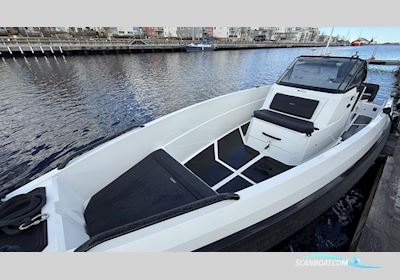 Iron 827 Motorboot 2021, mit Mercury motor, Sweden