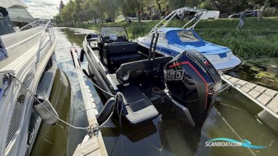 Iron 827 Motorboot 2022, mit Mercury motor, Sweden