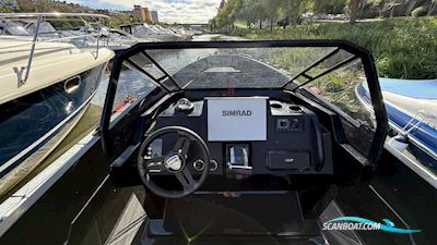 Iron 827 Motorboot 2022, mit Mercury motor, Sweden