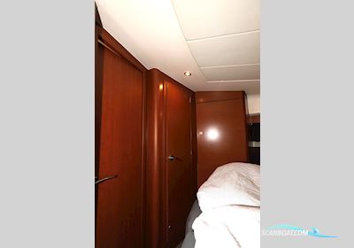 Jeanneau 390S Motorboot 2011, mit Cummins D6 4.2 Mercruiser 320S Bravo III motor, Dänemark