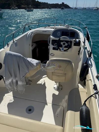 Jeanneau CAP CAMARAT 715 WA Motorboot 2008, mit HONDA motor, Frankreich