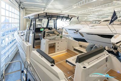 Jeanneau Cap Camarat 10.5 CC Motorboot 2025, Niederlande