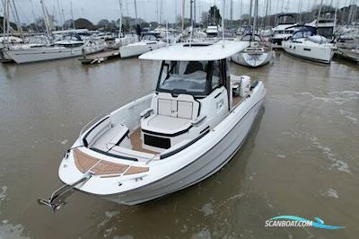 Jeanneau Cap Camarat 10.5 CC Motorboot 2024, mit Yamaha F425 Sbw motor, England