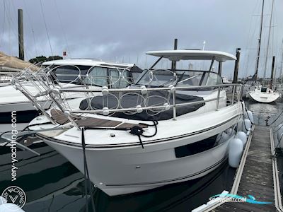 Jeanneau Cap Camarat 10.5 WA Serie 2 Motorboot 2024, mit Suzuki DF300Apx motor, Frankreich