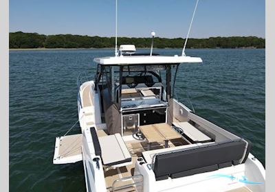 Jeanneau Cap Camarat 10.5WA S2 Motorboot 2022, mit Yamaha motor, England