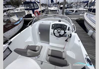 Jeanneau Cap Camarat 5.5 WA Motorboot 2016, mit Yamaha F80BELT motor, England