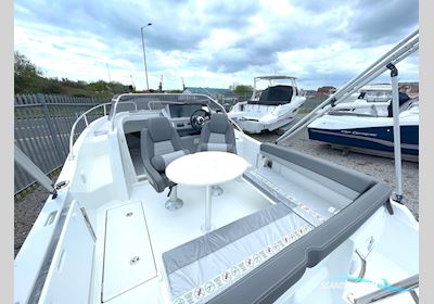 Jeanneau Cap Camarat 6.5 WA Motorboot 2024, mit Suzuki motor, England