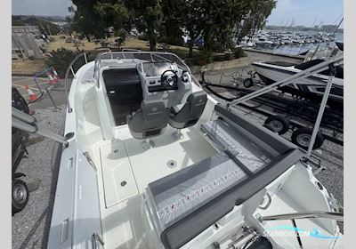Jeanneau Cap Camarat 6.5 WA Motorboot 2024, mit Suzuki motor, England