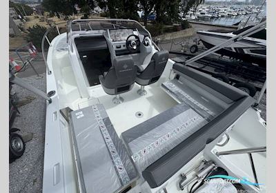 Jeanneau Cap Camarat 6.5 WA Motorboot 2024, mit Suzuki motor, England