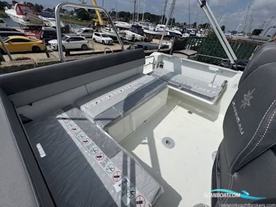 Jeanneau Cap Camarat 6.5 WA Motorboot 2024, mit Suzuki motor, England