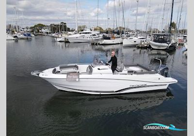 Jeanneau Cap Camarat 7.5 CC Series 3 Motorboot 2026, mit Yamaha F300Usb motor, England