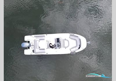 Jeanneau Cap Camarat 7.5 CC Series 3 Motorboot 2026, mit Yamaha F300Usb motor, England