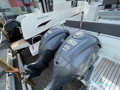 Jeanneau Cap Camarat 9.0 wa Motorboot 2022, mit Yamaha motor, England