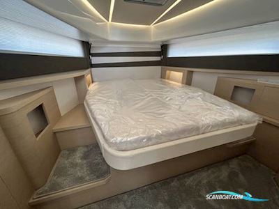 Jeanneau DB37 Motorboot 2024, mit Volvo motor, England