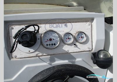Jeanneau LEADER 550 Motorboot 1985, mit SUZUKI motor, Frankreich