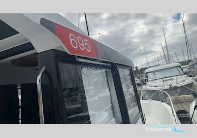 Jeanneau MERRY FISHER 695 SPORT S2 Motorboot 2021, mit YAMAHA motor, Frankreich