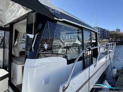 Jeanneau Merry Fisher 1095 Motorboot 2023, mit Yamaha NSB U and LU DBW motor, England