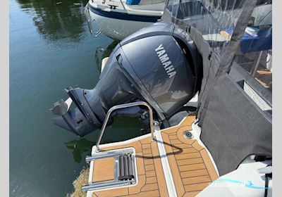 Jeanneau Merry Fisher 795 Series 2 Motorboot 2024, mit Yamaha F200XCA motor, England