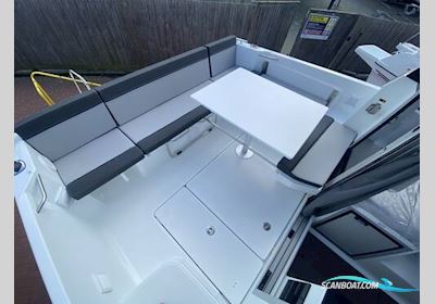 Jeanneau Merry Fisher 795 Motorboot 2026, mit Yamaha F200XCB motor, England