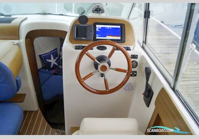 Jeanneau Merry Fisher 805 Motorboot 2006, mit Nanni motor, England