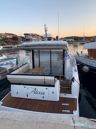 Jeanneau NC 33 Motorboot 2020, mit Volvo motor, Griechenland